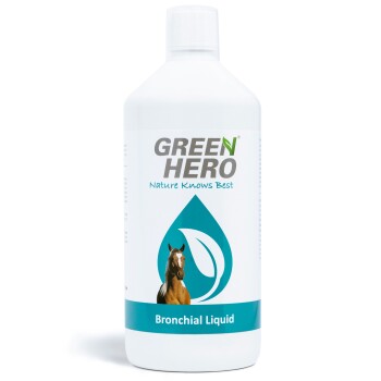 Flasche von Green Hero Bronchial Flüssigkeit für Pferde, mit einem Pferdegrafik und einem Qualitätssiegel "SEHR GUT".