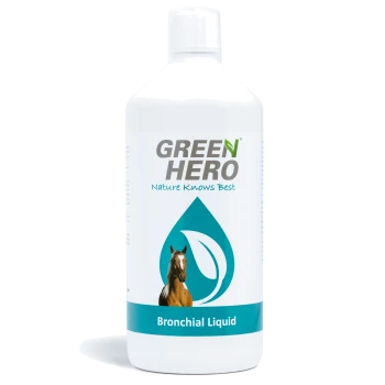 Flasche von Green Hero Bronchial Flüssigkeit für Pferde, mit einem Pferdegrafik und einem Qualitätssiegel "SEHR GUT".