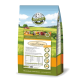 Eine Tüte Bellfor Hundefutter, "Landgut-Schmaus", mit einem malerischen Landschaftsdesign und Premium-Qualitätsansprüchen.