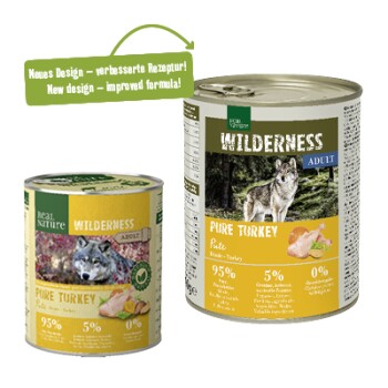 Dosen-Hundefutter von Real Nature mit "Wilderness Pure Turkey" für Erwachsene, das 95% Truthahngehalt hervorhebt, mit einem neuen Designetikett.