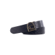 Schwarzes Haustierhalsband mit einem strukturierten Muster und einer goldfarbenen Schnalle, die einen stilisierten Buchstaben "C" zeigt.