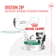 Verpackung von Royal Canin Hundeleckerlis mit einer Hundillustration, "SYSTEM ZIP" für einfaches Öffnen und Nährwertangaben: hoher Proteingehalt, 230g.