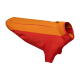 Ein leuchtend orange-rot gefärbter Hundewetsuit, der für Outdoor-Aktivitäten entworfen wurde, mit einer engen Passform und einem Logo auf der Schulter.
