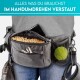 Eine Person mit einer grauen Bauchtasche, die Hundeleckerlis, ein Telefon, Schlüssel, einen Tennisball und eine Leine hält. Der Text oben sagt "ALLES WAS DU BRAUCHST."