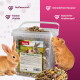 PANTO Plastikdose mit Aufschrift 'Nager Strukturmix getreidefrei', loses Kleintierfutter, links Kaninchen, rechts Meerschweinchen.