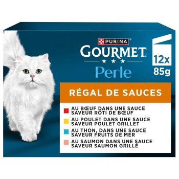 Boîte Purina Gourmet Perle montrant un chat blanc à poil long, panneau «RÉGAL DE SAUCES» et texte «12×85 g».