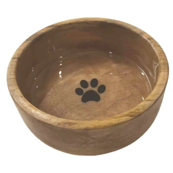Bol pour animaux en bois avec une finition brillante et un design de patte noire au fond, rempli d'eau.