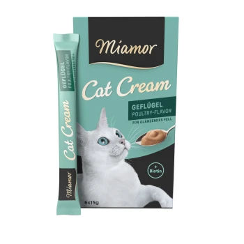 Miamor Cat Cream im Geflügelgeschmack, mit einer weißen Katze auf der Verpackung, mit einem Löffel Sahne und " + Biotin" hervorgehoben.