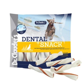 Dr. Clauder's Dental Snack für große Rassen, mit einem Hund mit einem Stock am Strand und hervorgehobenem Hühnergeschmack für Zahnpflege.