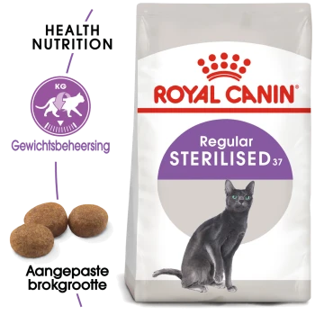 Royal Canin Regular Sterilised 37 kattenvoer zak met een illustratie van een grijze kat, met tekst die gezondheidsvoeding en gewichtsbeheer benadrukt.