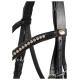 Schwarzes Leder-Haustiergeschirr, verziert mit funkelnden Strasssteinen entlang des Riemens, mit elegantem Design und verstellbaren Schnallen.