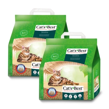 Dwie torby żwirku dla kotów Cat's Best Sensitive, z tabby kotem na przodzie, oznaczone jako 100% roślinne i organiczne.