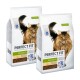 Deux sacs de nourriture pour chats senior Perfect Fit avec un tabby brun duveteux, étiquetés "Supports Whole Body Health" et "Rich in Chicken."