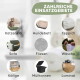 Eine getigerte Katze sitzt neben einer grünen Katzentoilette, während eine Hand eine gelbe 'Geruchs-Entferner'-Flasche sprüht, um Gerüche zu beseitigen.