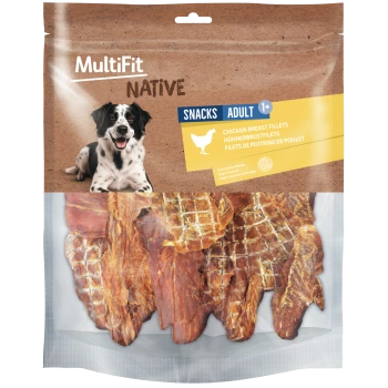 Pochette de friandises MultiFit Native étiquetée « SNACKS ADULT 1+ » avec photo d'un chien heureux et filets de poitrine de poulet visibles.