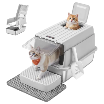 Graue überdachte Katzentoilette mit zwei Katzen, einer Schaufel und einer grauen Matte, gezeigt mit herausnehmbarem Edelstahleinsatz.