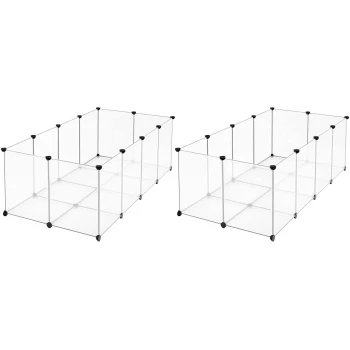 Zwei transparente Tierspielzonen aus klaren Paneelen und schwarzen Verbindern, entworfen für den Innen- oder Außenbereich.