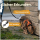 Eine Katze in einem orangefarbenen Geschirr erkundet an einer 1,4 m langen Leine, mit Text, der "Sicher Erkunden" und "360° Karabiner" hervorhebt.