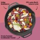 Eine gusseiserne Pfanne mit rotem Rindfleisch, Lamm, Pastinaken, Fenchel und Heidelbeeren, mit dem Text: "60% zartes Rind & leckeres Lamm."
