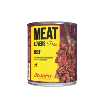 Dosen-Haustierfutter mit der Aufschrift 'MEAT LOVERS Pure Beef' mit sichtbaren Fleischstücken, mit 'Super Premium Quality from Germany' und 'Grain Free.'