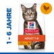 Hill's Science Plan Katzenfutter für Erwachsene im Alter von 1-6 Jahren, mit einer getigerten Katze auf der Verpackung, beschriftet "mit Huhn."