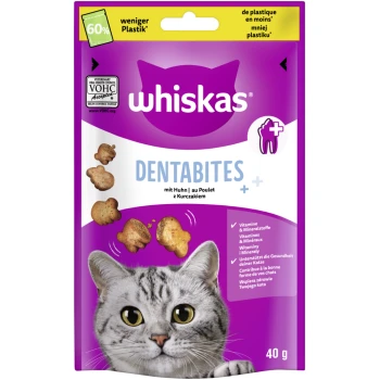 Snacks, Dentabites, Huhn 6x40 g Whiskas Dentabites Katzenleckerlis Verpackung zeigt das Gesicht einer grauen Katze mit verstreuten Leckerlis, mit "mit Huhn" und Gesundheitsvorteilen.