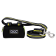 Eine schwarz-gelbe Hundeleine mit einer passenden Leckerlitasche, mit dem Logo "DOOG" und dem Text "DOG OWNERS OUTDOOR GEAR."