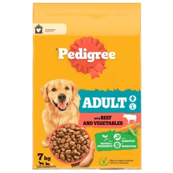 A bag of Pedigree dog food for adults, 7 kg, with beef and vegetables, featuring a smiling golden retriever and highlighting natural ingredients.