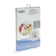 Verpakking van de Staywell Huisdierdeur met een golden retriever en een illustratie van een huisdierdeur, met meertalige productnaam en vermelde kenmerken.