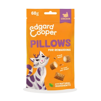 Orange bag of Edgard Cooper PILLOWS cat treats (chicken, 60g) with smiling cat illustration and text 'for rewarding'