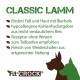Verpackung für klassisches Lamm-Hundefutter mit Text über Vorteile für Haut und Fell, hypoallergene Zutaten und ethische Beschaffung.