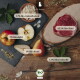 Zutaten-Flatlay für Katzenfutter: 93,5 % Bio-Rind; 2 % Bio-Apfel; 1 % Bio-Birne; Für Katzen; BIO-Siegel