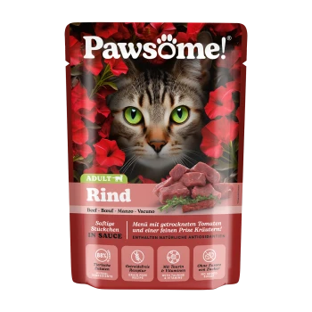 Pawsöme! Katzenfutterbeutel mit dem Gesicht einer Katze, umgeben von roten Blumen, beschriftet mit 'Rind' (Beef) und Details zu Zutaten und Vorteilen.