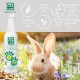 Ein süßer Hase sitzt in einem Blumenfeld neben MEN FOR SAN Deodorant für Nagetiere, mit zweisprachigem Text über seine Vorteile.