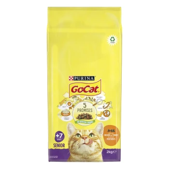 Purina GoCat Senior cat food, 2kg bag, featuring a cat licking its lips, with text highlighting "5 Promises" and "No artificial colours."