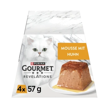 Purina Gourmet Revelations Katzenfutterverpackung mit weißer langhaariger Katze, Hühnermousse auf einem Teller, Aufschrift 'Mousse mit Huhn' und '4x 57 g'.