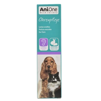 Pudełko produktu AniOne Ear Care z psem i kotem, z tekstem w wielu językach, w tym "Ear Care" i instrukcje użytkowania.