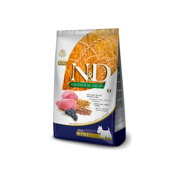 Hundefutterbeutel mit der Aufschrift 'N&D Ancestral Grain', der ein Rezept mit Lamm, Dinkel, Hafer und Heidelbeeren zeigt, mit einer Mini-Größenangabe.