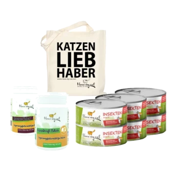 Eine Canvas-Tasche mit "KATZEN LIEB HABER" in fettem Schwarz, umgeben von insektengestütztem Haustierfutter und zwei Gläsern mit Nahrungsergänzungsmitteln.