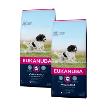 Dwie torby karmy dla psów Eukanuba Active Adult, z biegającym psem na przodzie, oznaczone dla średnich ras w wieku 1-7 lat.