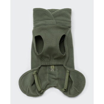 Olivgrüner Fleece-Hundemantel mit Kapuze, zwei Beinöffnungen, elastischen Geschirrriemen und Druckknopfverschluss