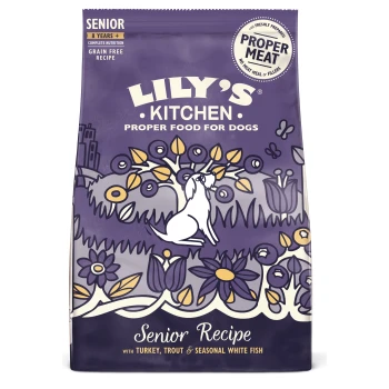 Lily's Kitchen Senior Recipe Hundefutterbeutel mit einem weißen Hund zwischen bunten Blumen, beschriftet mit "Vollwertige Ernährung" und "Getreidefrei."