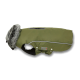 Olivegrüner Hundemantel mit grauem Kunstpelzkragen, reflektierender Paspelierung und Markenpatch „WOLTERS“.