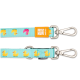 Blaue Haustierleine mit gelben und rosa Gummienten-Mustern und Metallverschlüssen, beschriftet mit "Max & Molly Urban Pets."