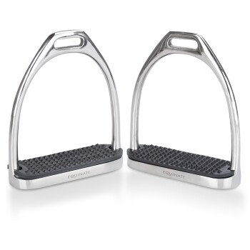 Zwei Edelstahl-Pferdestellen mit Gummisohle, gekennzeichnet mit "EQUINATE", vor einem weißen Hintergrund präsentiert.