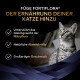 Getigerte Katze mit deutschem Text 'Füge Fortiflora' und Aufzählungspunkten: Mikroflora-Balance, natürliche Abwehrkräfte, ausgezeichneter Geschmack.