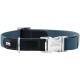 Blau-schwarzes Hundehalsband mit silberner Schnellverschluss-Schnalle mit eingraviertem 'HUNTER'-Schriftzug, blauer Naht und Metallbeschlägen.