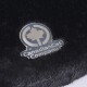 Logo der Canadian Cat Company auf einem schwarzen, plüschigen Haustierbett mit einem Ahornblatt-Design.