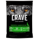Schwarze Hundefuttertüte mit dem Gesicht eines Wolfes, beschriftet mit "CRAVE", hebt eine proteinreiche und getreidefreie Formel hervor. Slogan: "Befriedigen Sie ihre Natur."