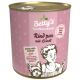 Dosen-Hundefutter von Betty's Landhausküche, beschriftet "Rind pur mit Leinöl," mit einem rosa Design und einer Kochillustration mit einem Hund.